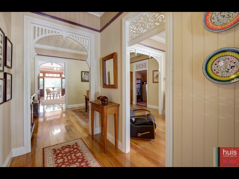 81 Brookfield Rd, Kedron QLD 4031