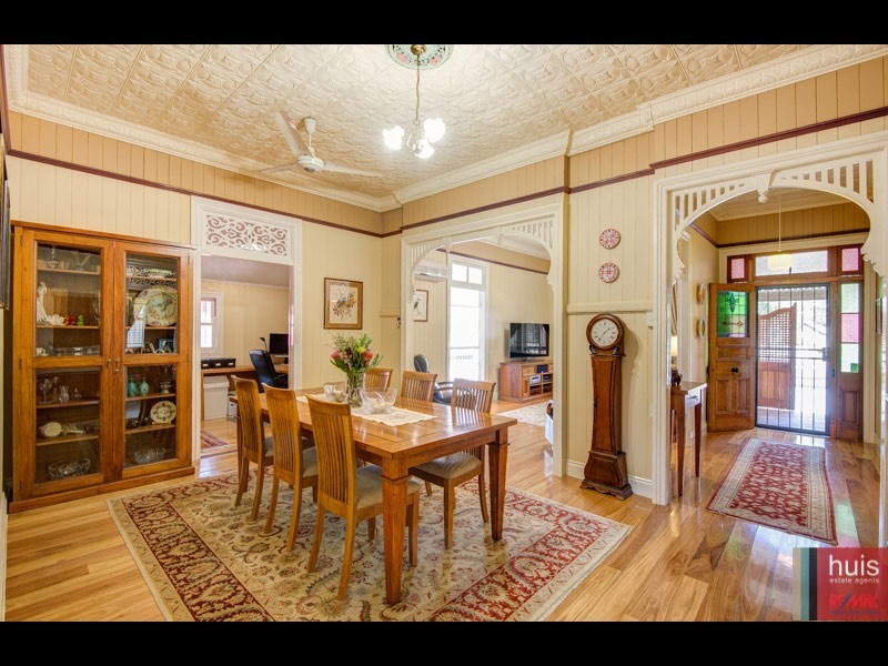 81 Brookfield Rd, Kedron QLD 4031