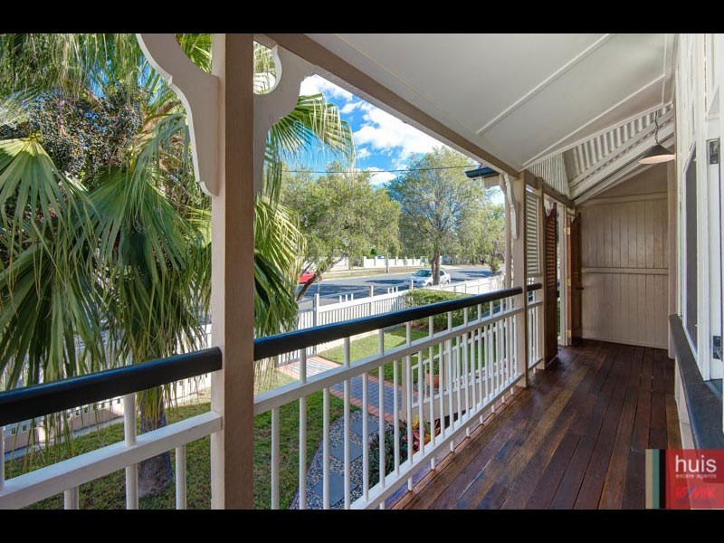 81 Brookfield Rd, Kedron QLD 4031