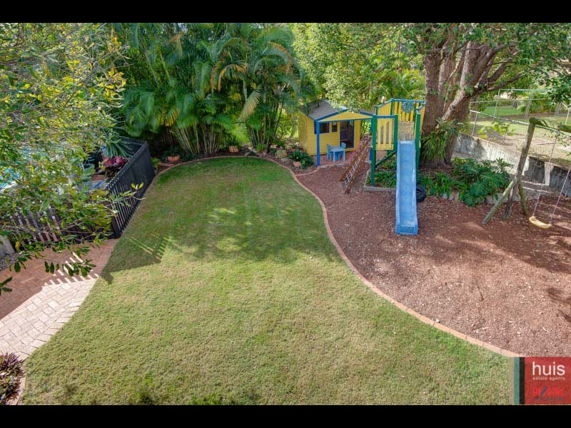 81 Brookfield Rd, Kedron QLD 4031