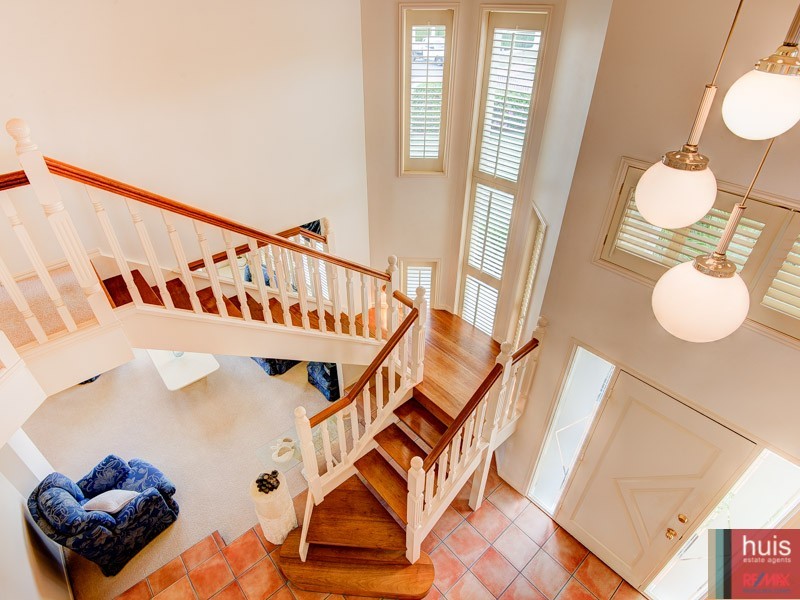 51 Delaney Cct, Carindale QLD 4152