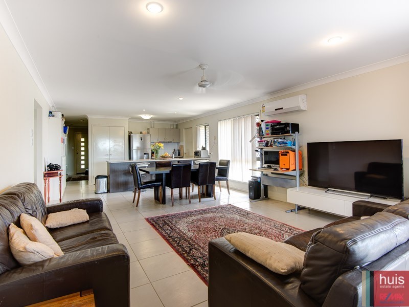 28 Brigid Boulevarde, Augustine Heights QLD 4300