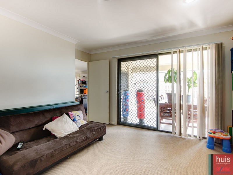 28 Brigid Boulevarde, Augustine Heights QLD 4300