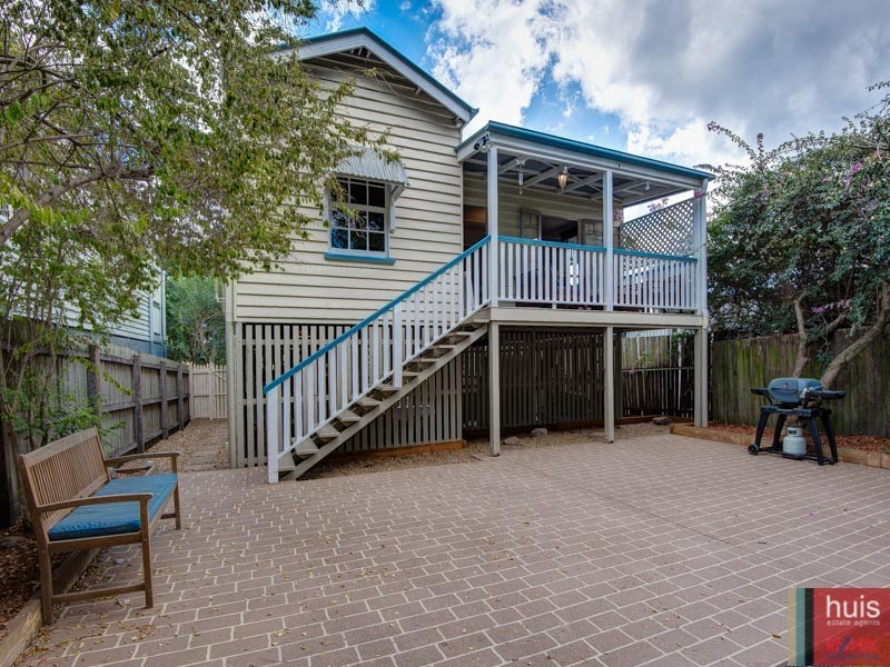 10 Muir St, Cannon Hill QLD 4170