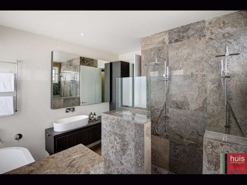 23 Alverna Cl, Wynnum QLD 4178