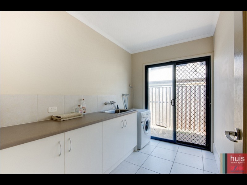 33 Sylvateere Cres., Wakerley QLD 4154