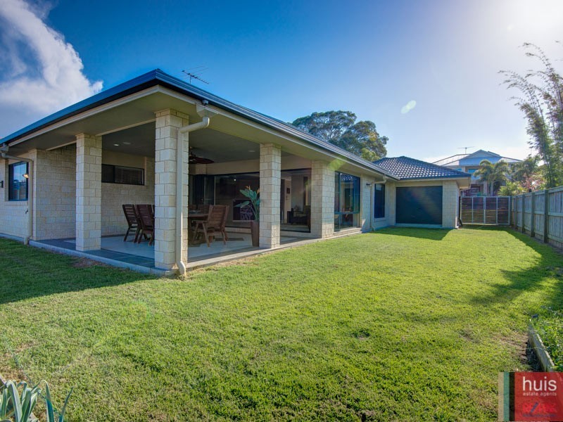 33 Sylvateere Cres., Wakerley QLD 4154