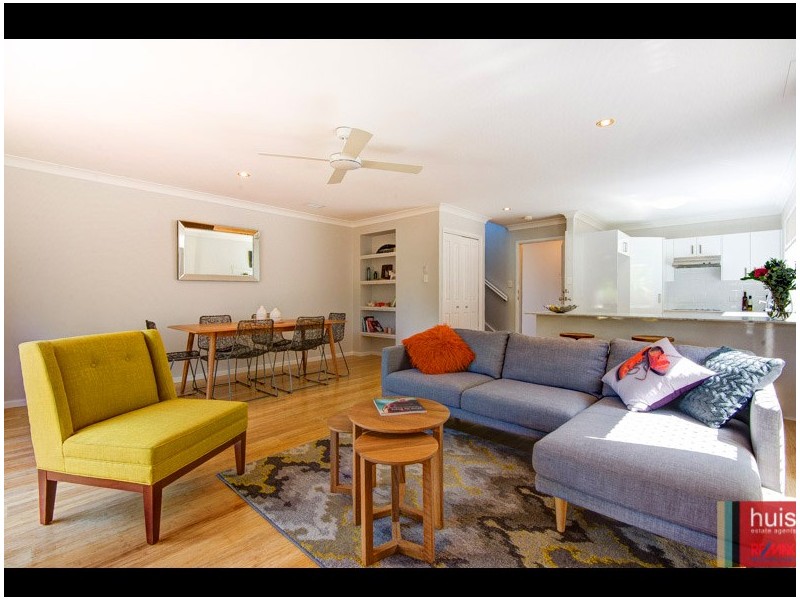 4/28 Barton Rd, Hawthorne QLD 4171