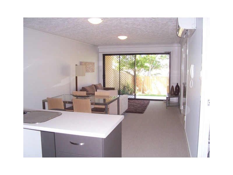 4/ 3-5 Short Street, Caboolture QLD 4510