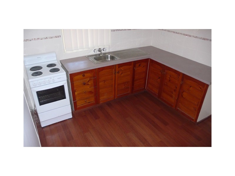 1/4 Gibson Street, Beachmere QLD 4510