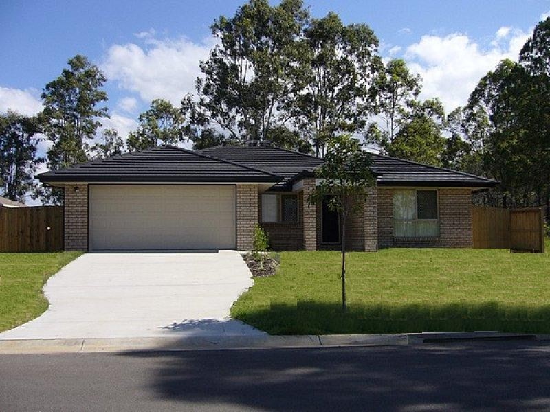 2 Renmark Crescent, Caboolture QLD 4510