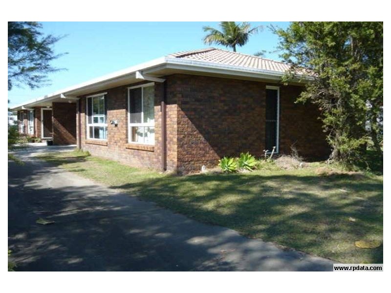 1 13 Banksia Street, Caboolture QLD 4510