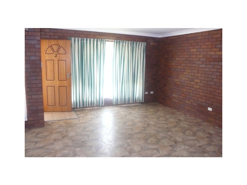 1 13 Banksia Street, Caboolture QLD 4510