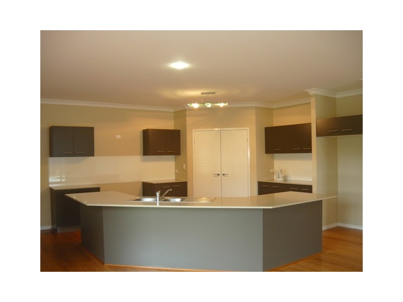 70 Cocos, Ningi QLD 4511