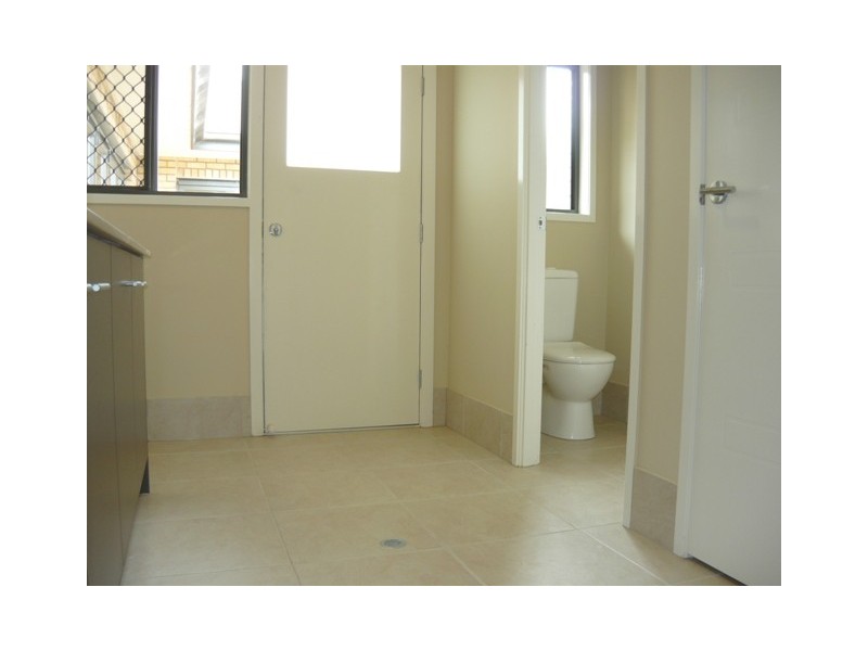 70 Cocos, Ningi QLD 4511