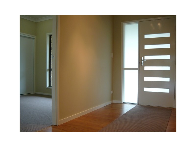 70 Cocos, Ningi QLD 4511