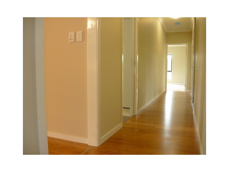 70 Cocos, Ningi QLD 4511