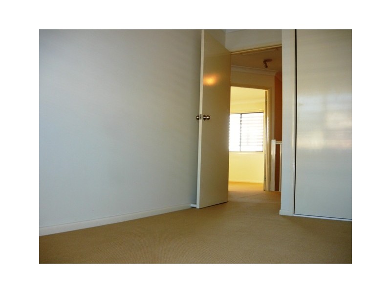 10/17 Lower King Street, Caboolture QLD 4510
