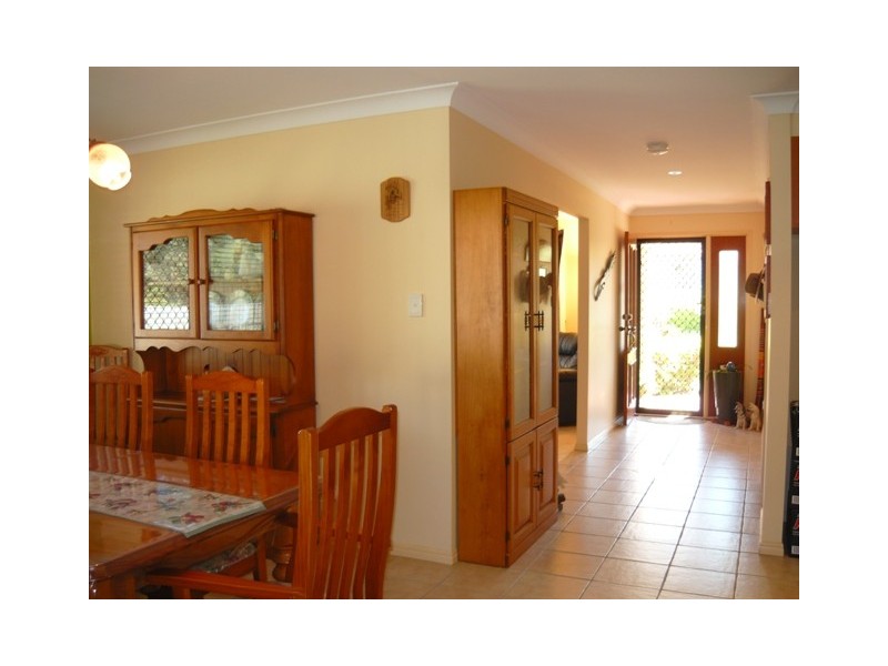 9 Maurice Avenue, Morayfield QLD 4506