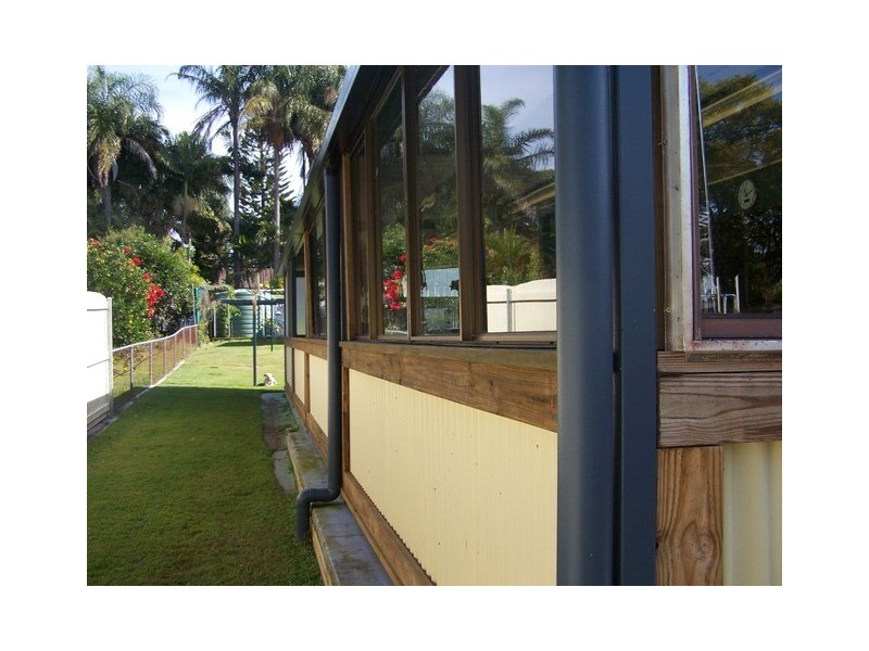 2 Carlisle street, Morayfield QLD 4506