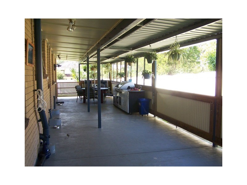 2 Carlisle street, Morayfield QLD 4506