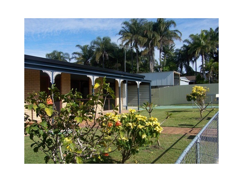 2 Carlisle street, Morayfield QLD 4506