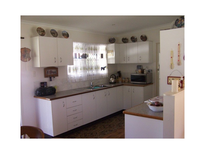 2 Carlisle street, Morayfield QLD 4506