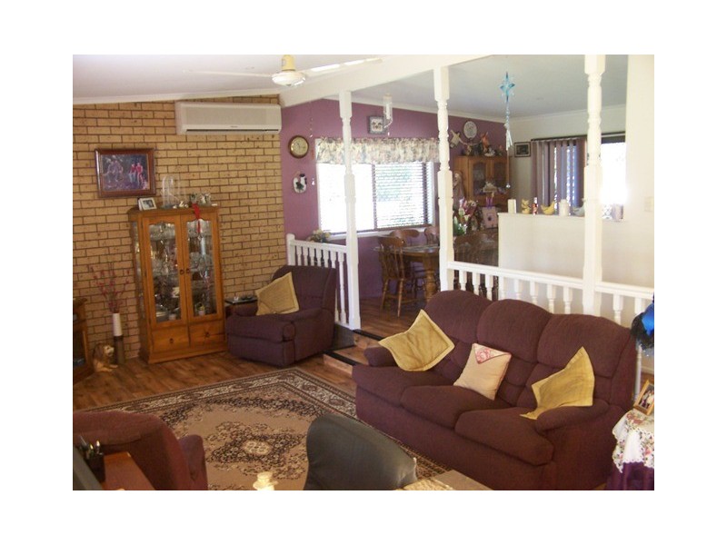 2 Carlisle street, Morayfield QLD 4506