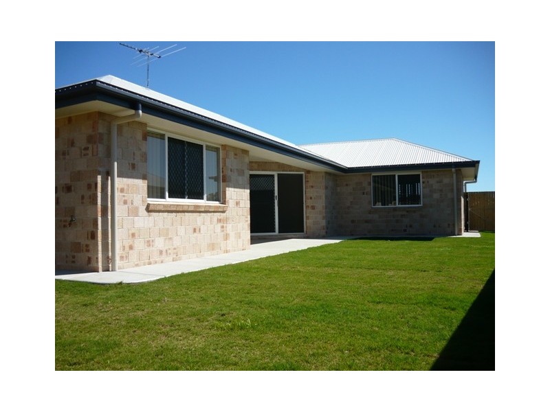 16 McAndrew St, Caboolture QLD 4510