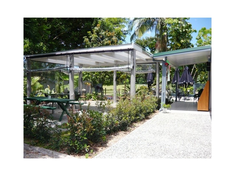 Glass House Mountains QLD 4518