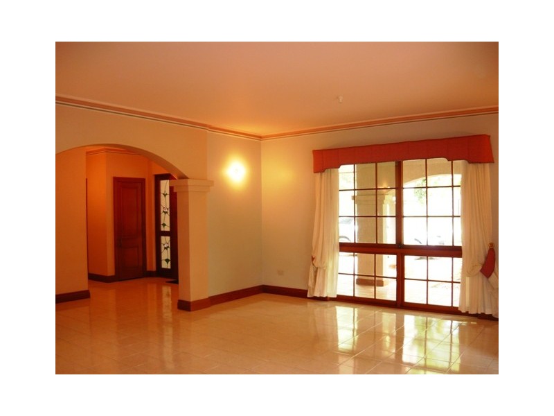 Glass House Mountains QLD 4518