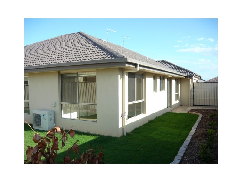 16 Duffield Crescent, Caboolture QLD 4510