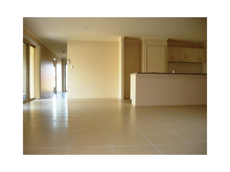 16 Duffield Crescent, Caboolture QLD 4510