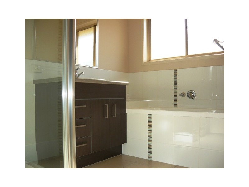 16 Duffield Crescent, Caboolture QLD 4510