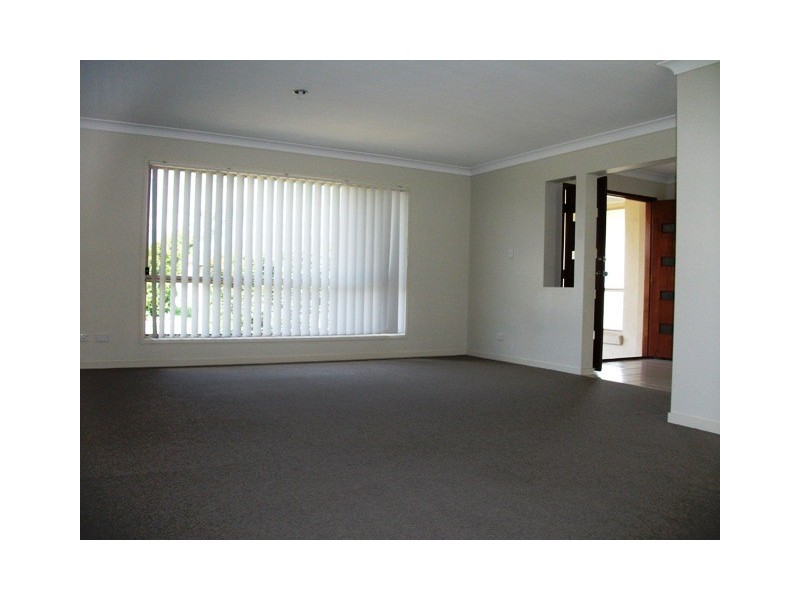 12 Jackwood Court, Morayfield QLD 4506