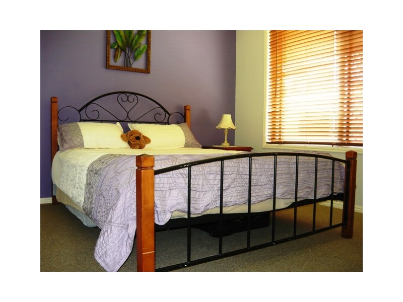 18 Glady Avenue, Caboolture QLD 4510