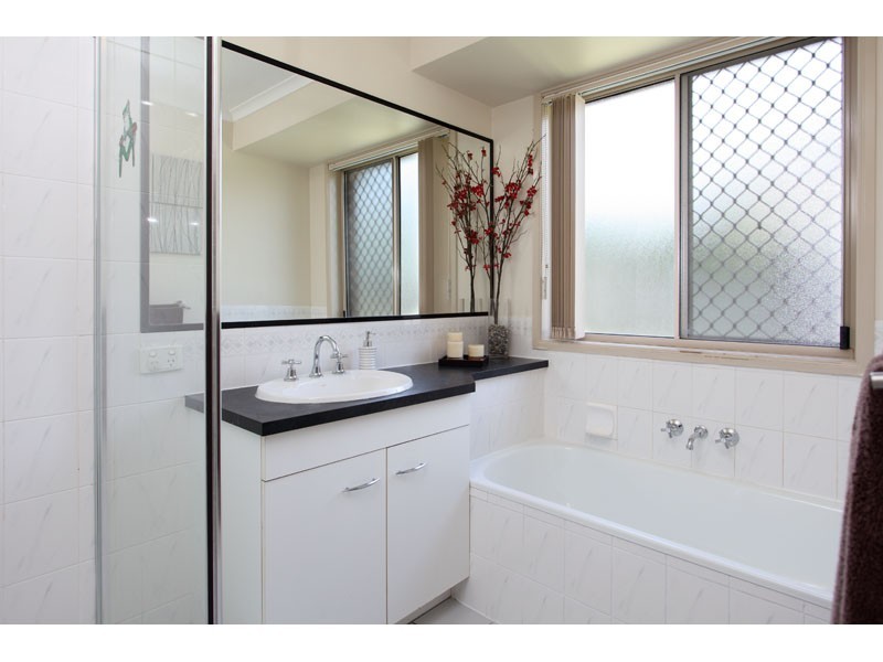 26 – 28 Donovan Court, Morayfield QLD 4506