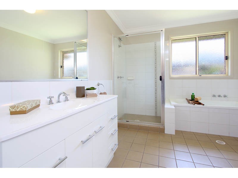 1 Henley Court, Bellmere QLD 4510