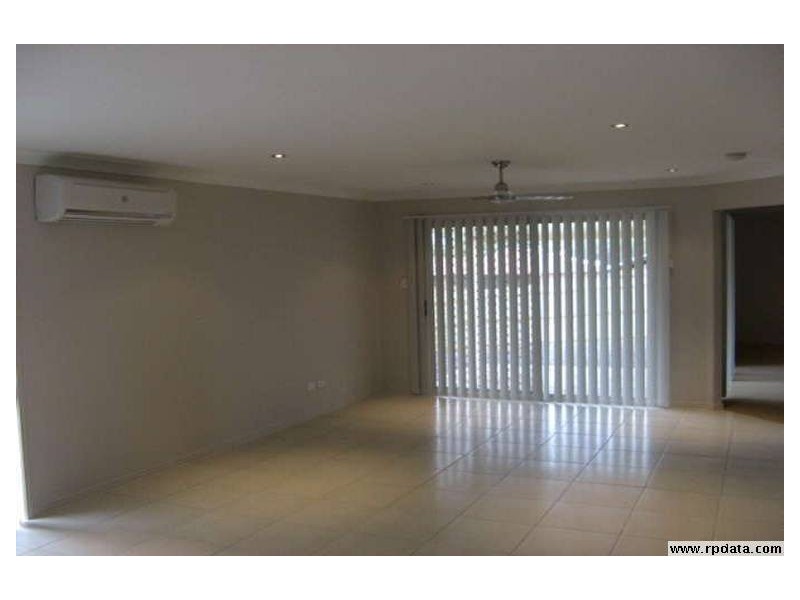 24 Wayland, Morayfield QLD 4506