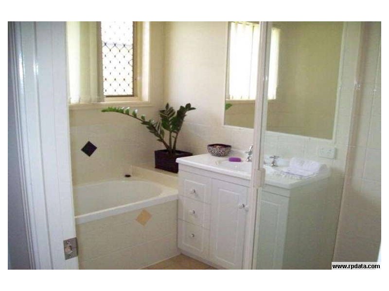 18 Tinsey Court, Caboolture QLD 4510