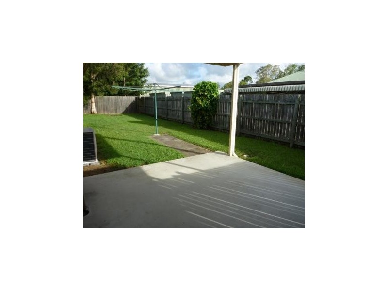 2/61 Wallace Street, Caboolture QLD 4510