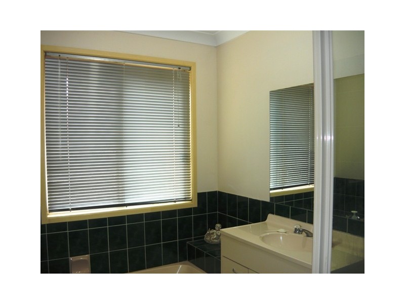 22 Farrer Court, Morayfield QLD 4506