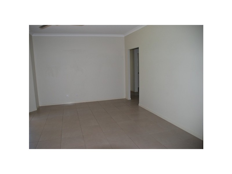 9 MOLONEY PLACE, Bellmere QLD 4510