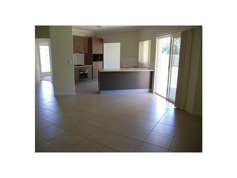 9 MOLONEY PLACE, Bellmere QLD 4510