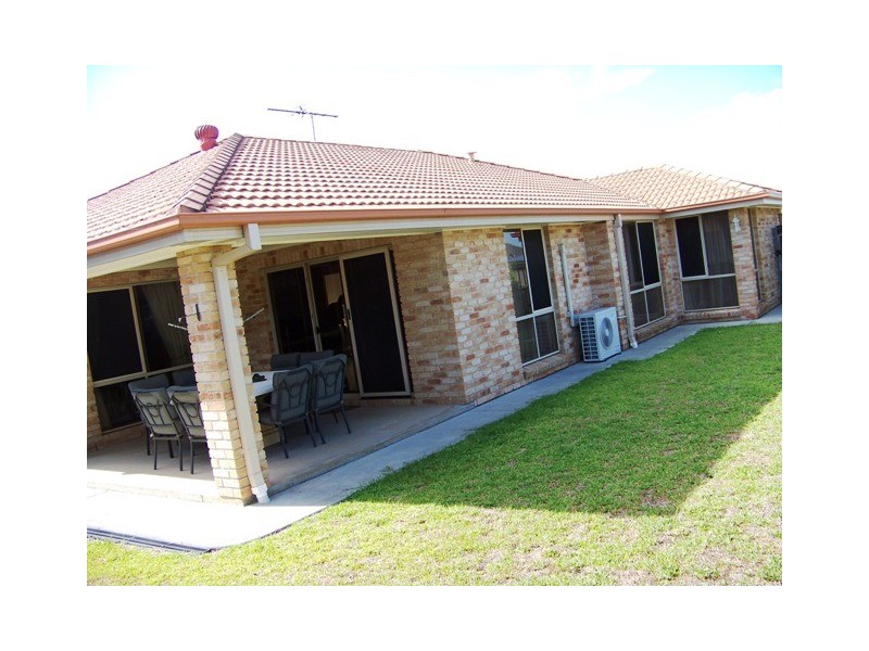 77 Summersfields Drive, Caboolture QLD 4510