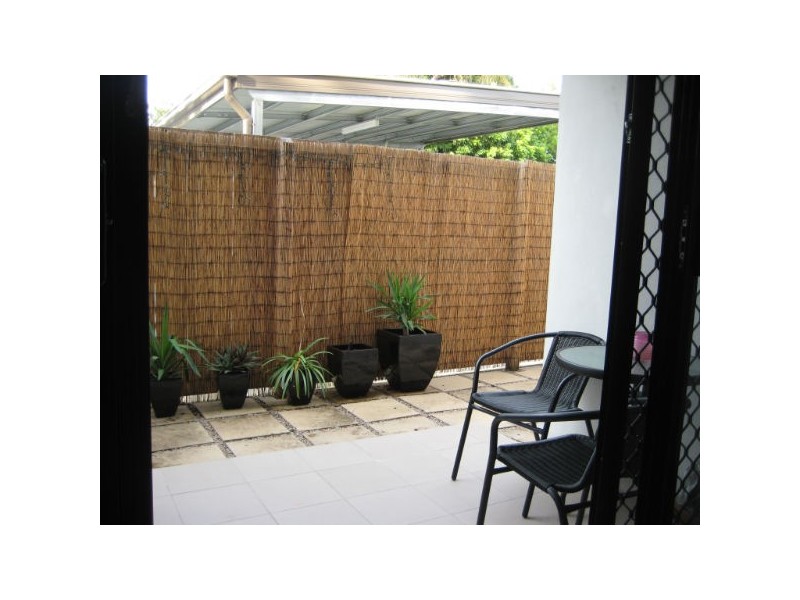 Unit 1  26 Lower King Street, Caboolture QLD 4510