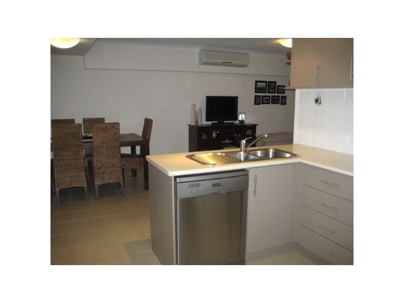 Unit 1  26 Lower King Street, Caboolture QLD 4510