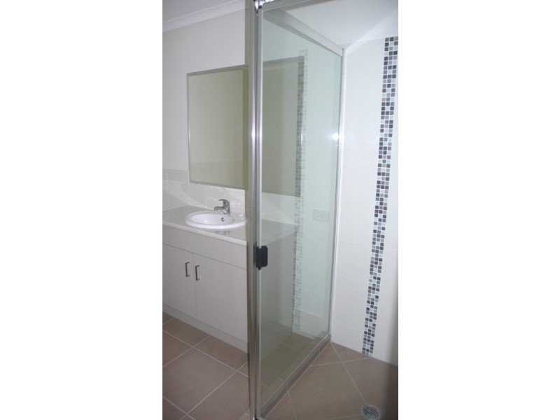 Unit 2   43 McKavanagh St, Caboolture QLD 4510
