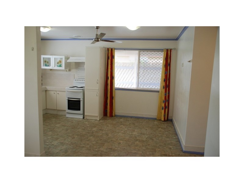 32 DWYER STREET, Beachmere QLD 4510