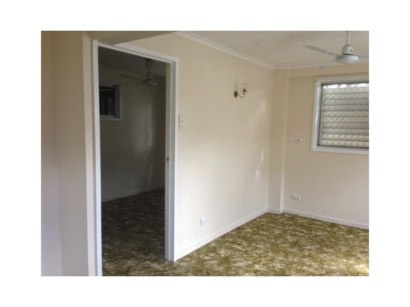 11 Kenneth Street, Morayfield QLD 4506